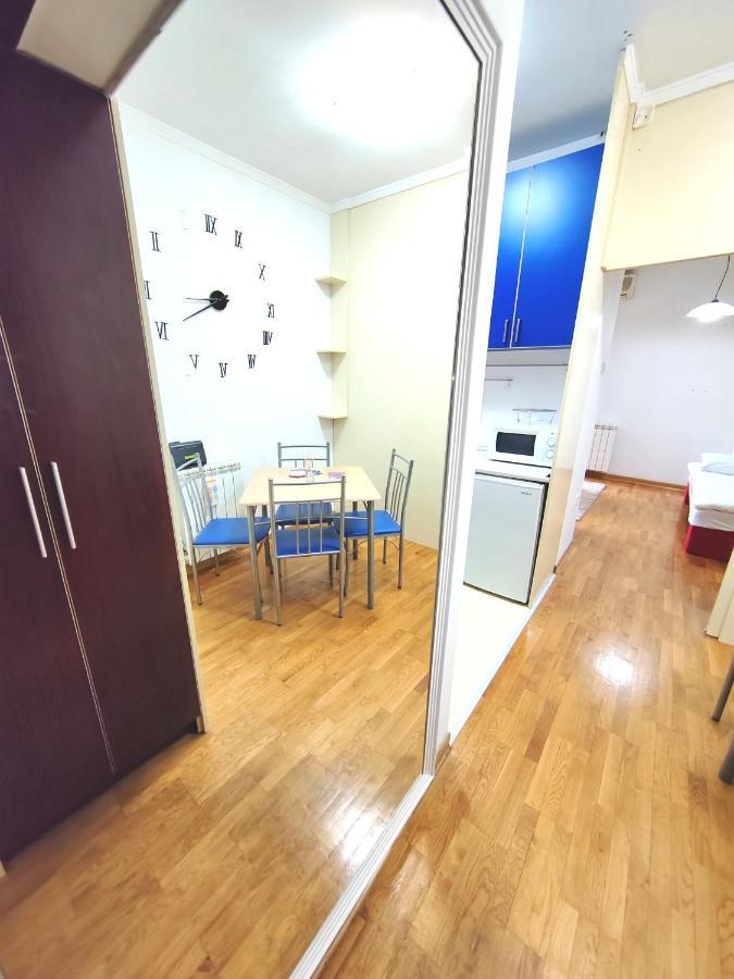 Magenta Vracar Lejlighed Beograd Eksteriør billede